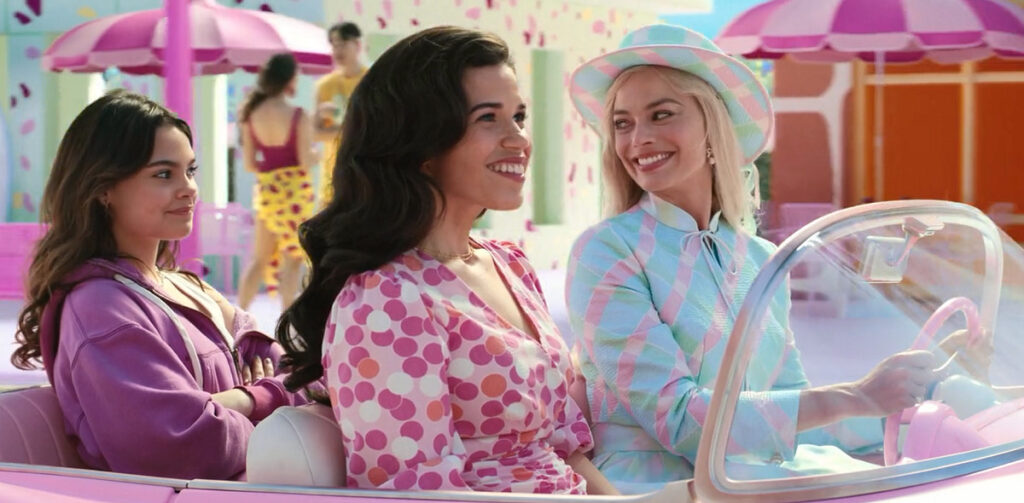 یک فیلم، دو نگاه: نقد فیلم Barbie 53 Barbie