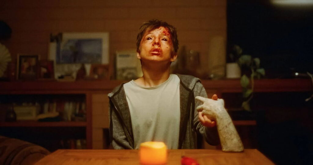 نقد فیلم Talk to Me 33 نقد فیلم Talk to Me