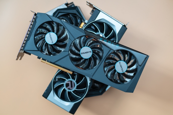 همه چیز دربارهی برند AMD 27 کارتهای گرافیک رادئون سری 6000