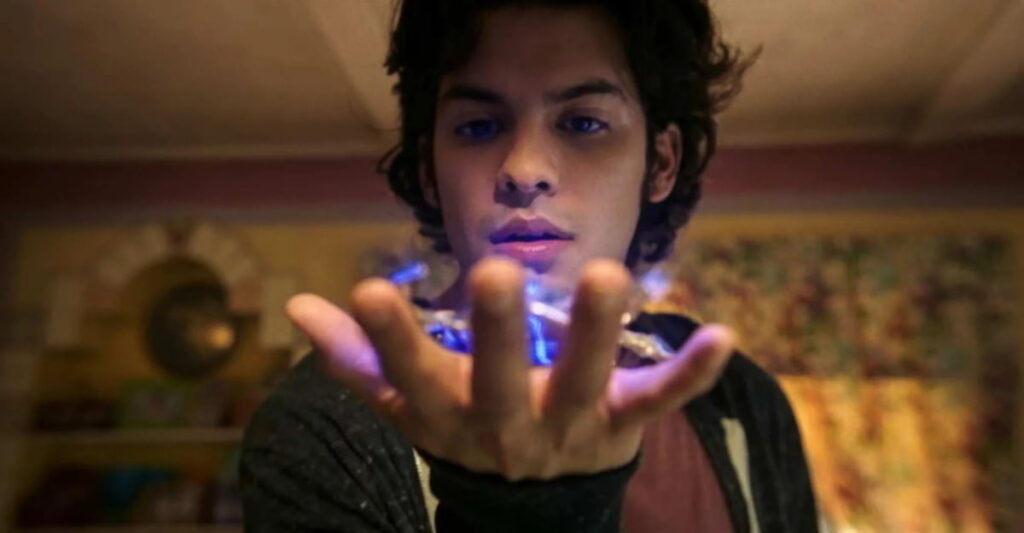 نقد فیلم Blue Beetle | ابرقهرمان مکزیکی 33 نقد فیلم Blue Beetle | ابرقهرمان مکزیکی