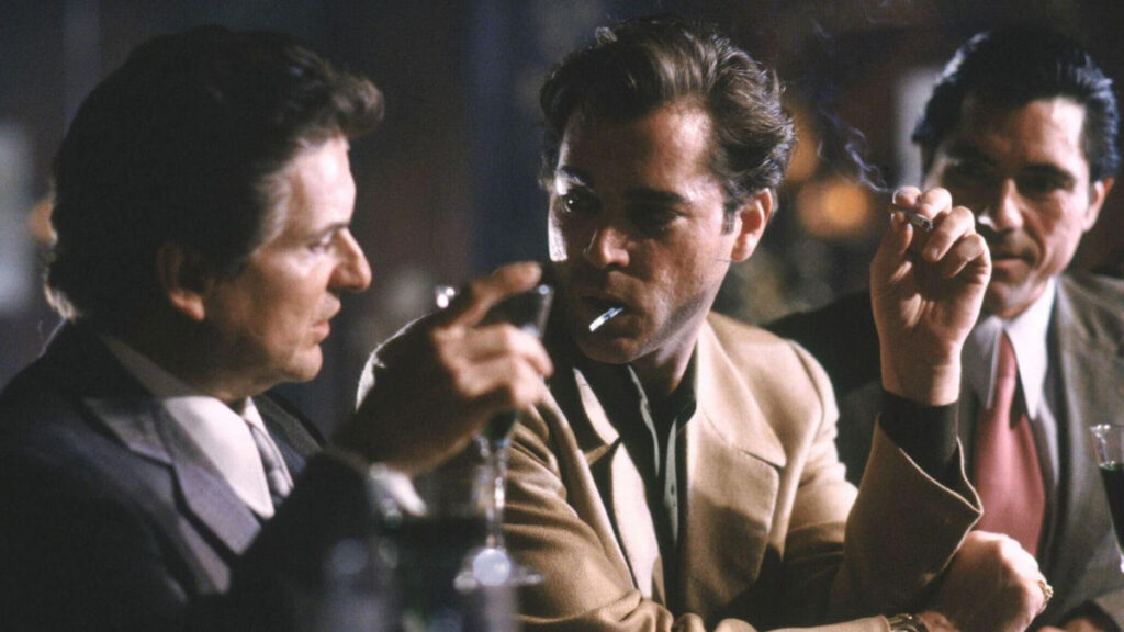 بهترین فیلم های مافیایی | ۲۵ فیلم برتر گانگستری تا سال ۲۰۲۳ 5 Goodfellas