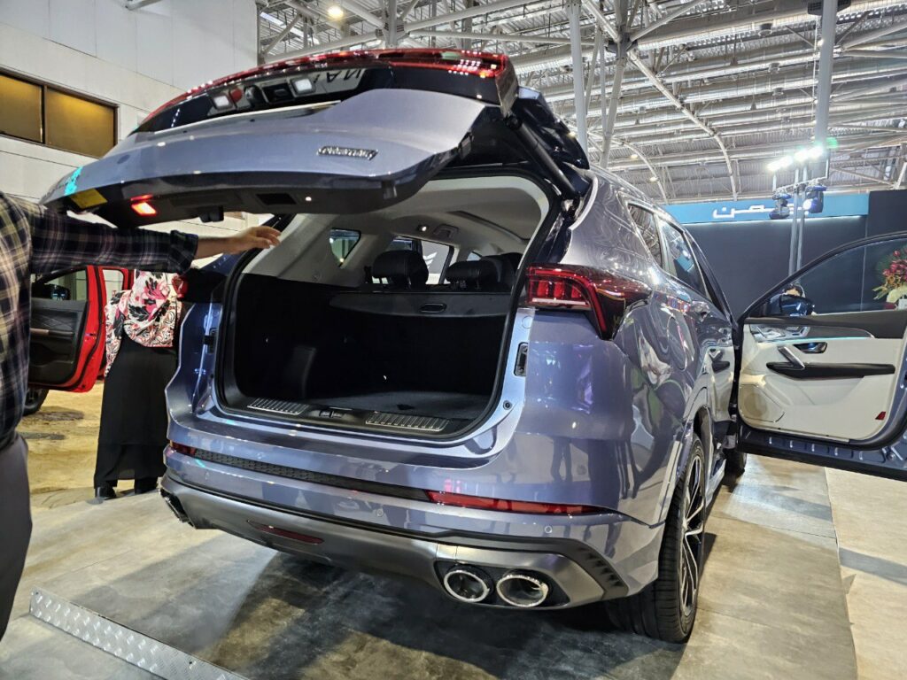 فیدلیتی پرستیژ در نمایشگاه اصفهان حاضر شد، ارتقایی بزرگ + عکس 4 نمایشگاه خودرو اصفهان 1402