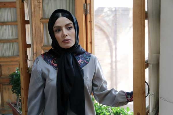 روشنفکر - « سپیده آرمان » ؛ بازیگر مستعد با فهمیدن درست از نقش / شمایل تازه از زن جدا گانه ایرانی 9 1701568453 546 روشنفکر سپیده آرمان ؛ بازیگر مستعد با