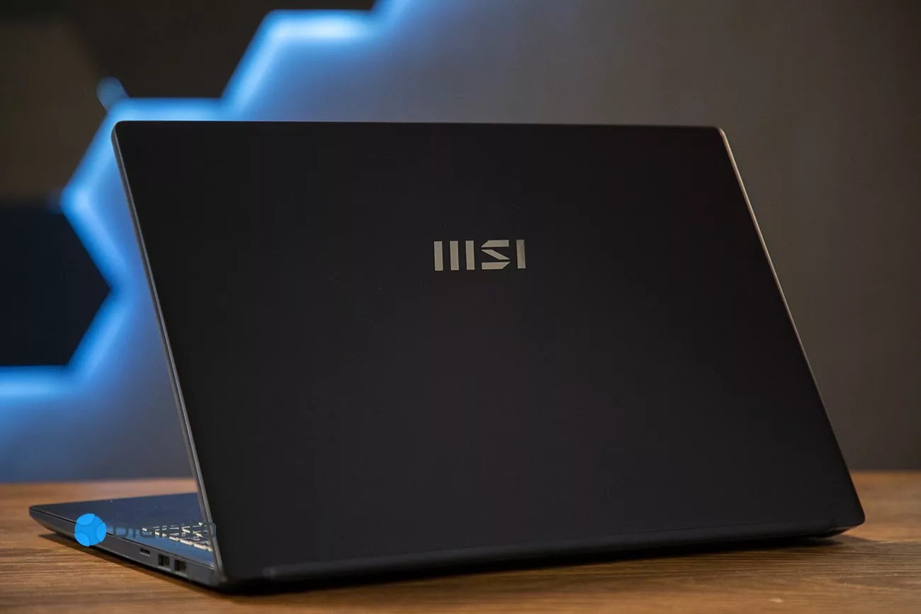 راهنمای خرید بهترین لپ تاپ از ۱۵ تا ۱۲۰ میلیون تومان_روشنفکر 56 1711158218 39 راهنمای خرید بهترین لپ تاپ از ۱۵ تا ۱۲۰ میلیون.webp