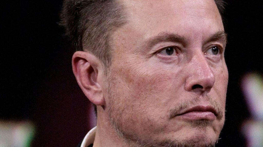 در هفته مقداری کتامین مصرف می‌کنم