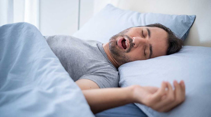 انحراف بینی؛ هرآنچه باید بدانید_روشنفکر 9 ارتباط انحراف بینی و آپنه خواب