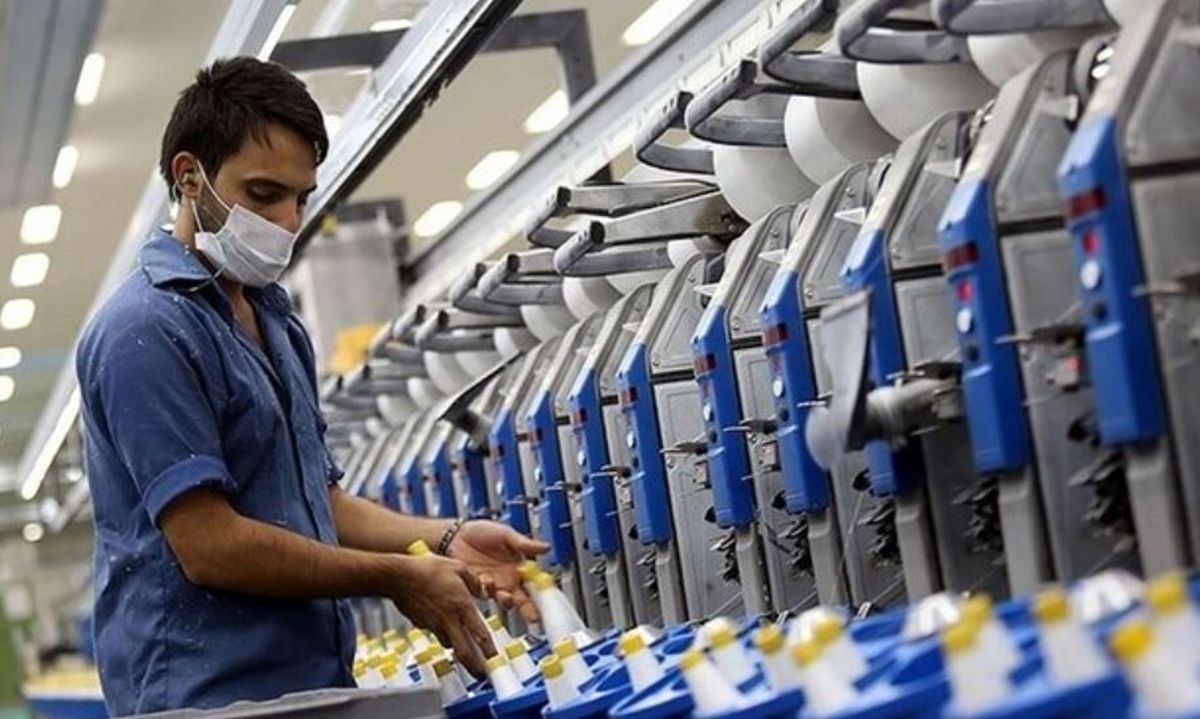 فرمول افزایش حقوق کارگران ۱۴۰۳ | کدام کارگران حق عائله مندی و حق اولاد می گیرند؟