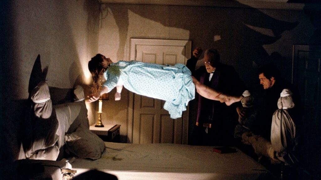 ۲۰ فیلم ترسناک که بر پایه داستان واقعی ساخته شدند_روشنفکر 91 The Exorcist
