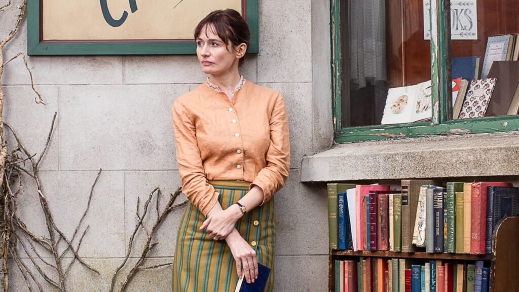 فیلم هایی که شما را برای خواندن کتاب ترغیب میکند_روشنفکر 5 The Bookshop