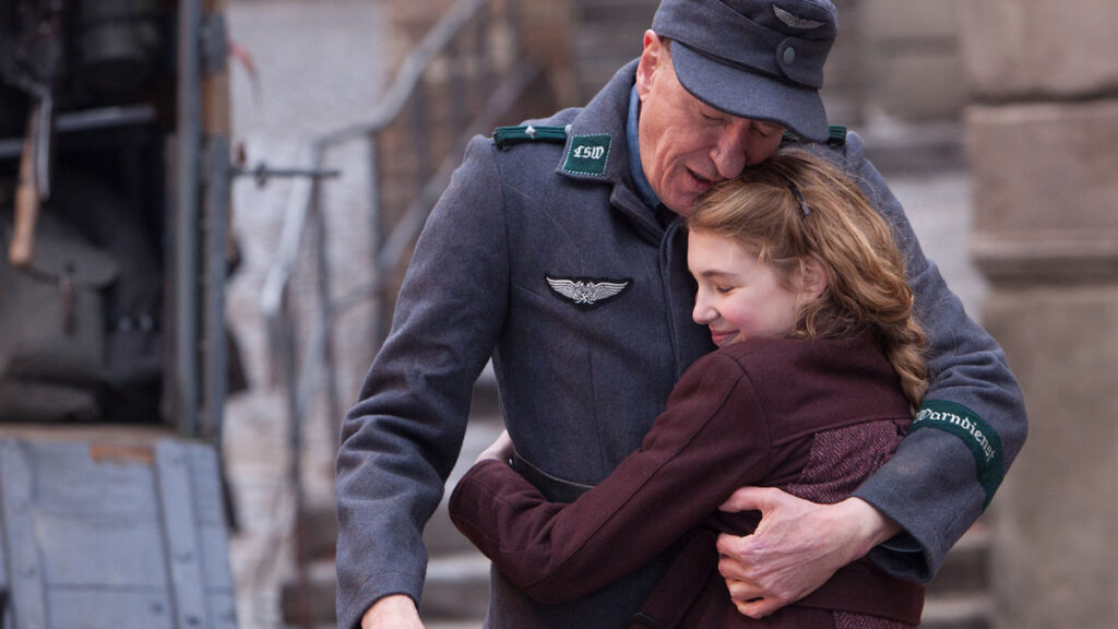 فیلم هایی که شما را برای خواندن کتاب ترغیب میکند_روشنفکر 7 The Book Thief