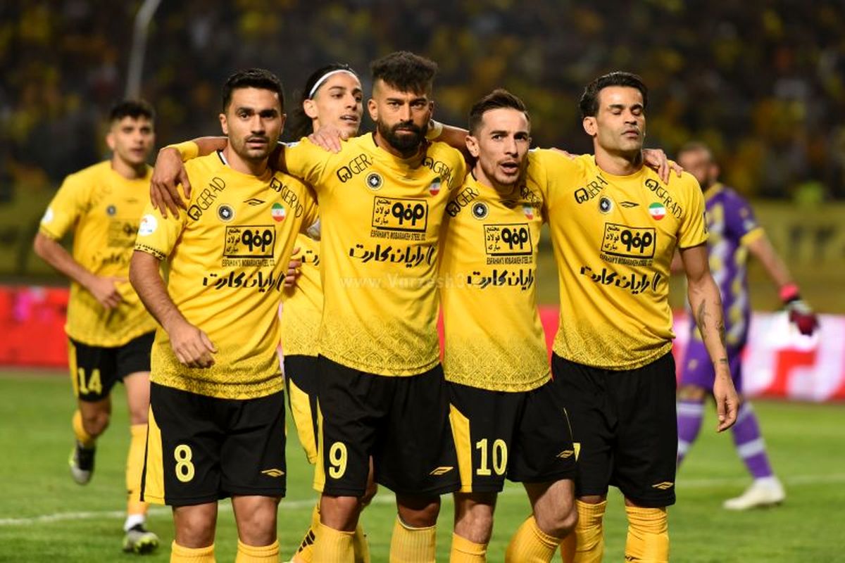 یادآوری تلخ برای سپاهان: وقتی مدعی اول قهرمانی بودند!