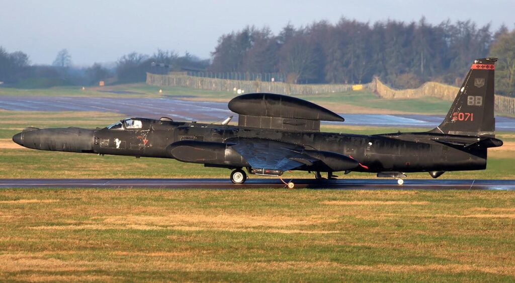 ۵ مسئله دلنشین در رابطه هواپیمای جاسوسی U-2 Dragon Lady_روشنفکر 38 ۵ نکته جالب در مورد هواپیمای جاسوسی U-2 Dragon Lady