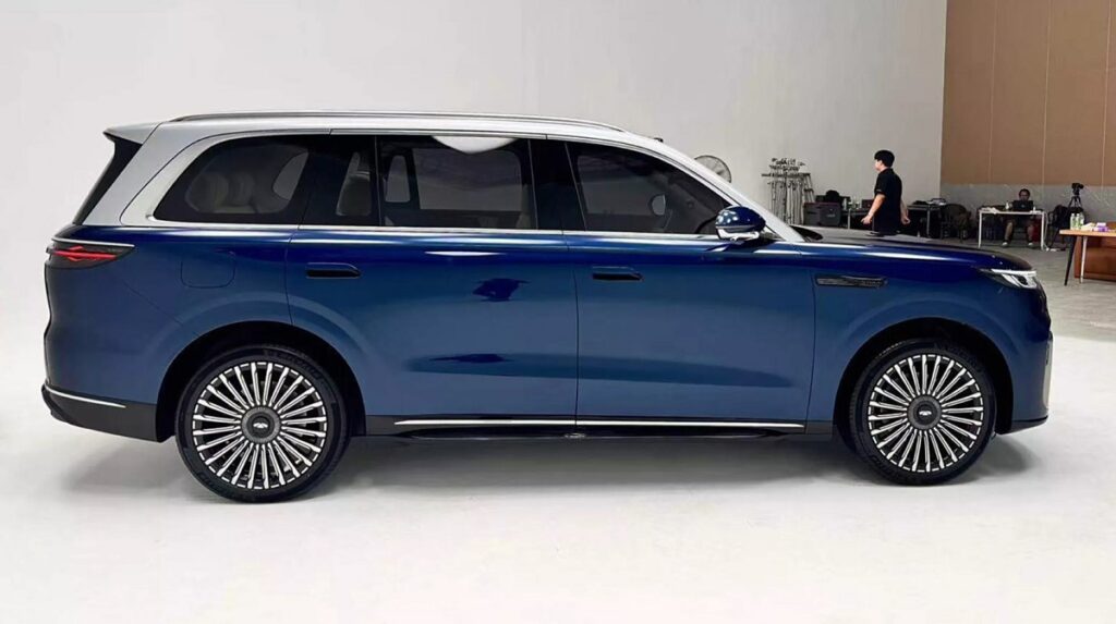 چری فالوین T11