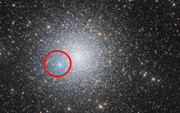 خوشه کروی NGC 6752 و کهکشان نهان در بعد آن_روشنفکر 4 1729884598 933 خوشه کروی NGC 6752 و کهکشان نهان در بعد آن روشنفکر.webp