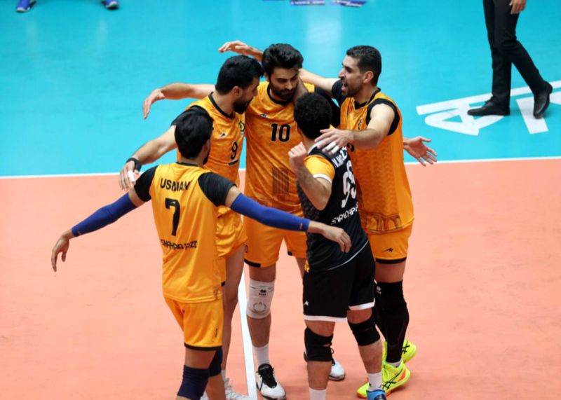 پرافتخارترین تیم ایران و آسیا قربانی شد