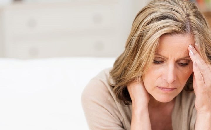 ۳۳ کارهایی که علتپیری می شود_روشنفکر 29 اضطراب باعث پیری می شود