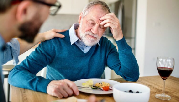 ۳۳ کارهایی که علتپیری می شود_روشنفکر 36 1740057083 990 ۳۳ کارهایی که علتپیری می شود روشنفکر