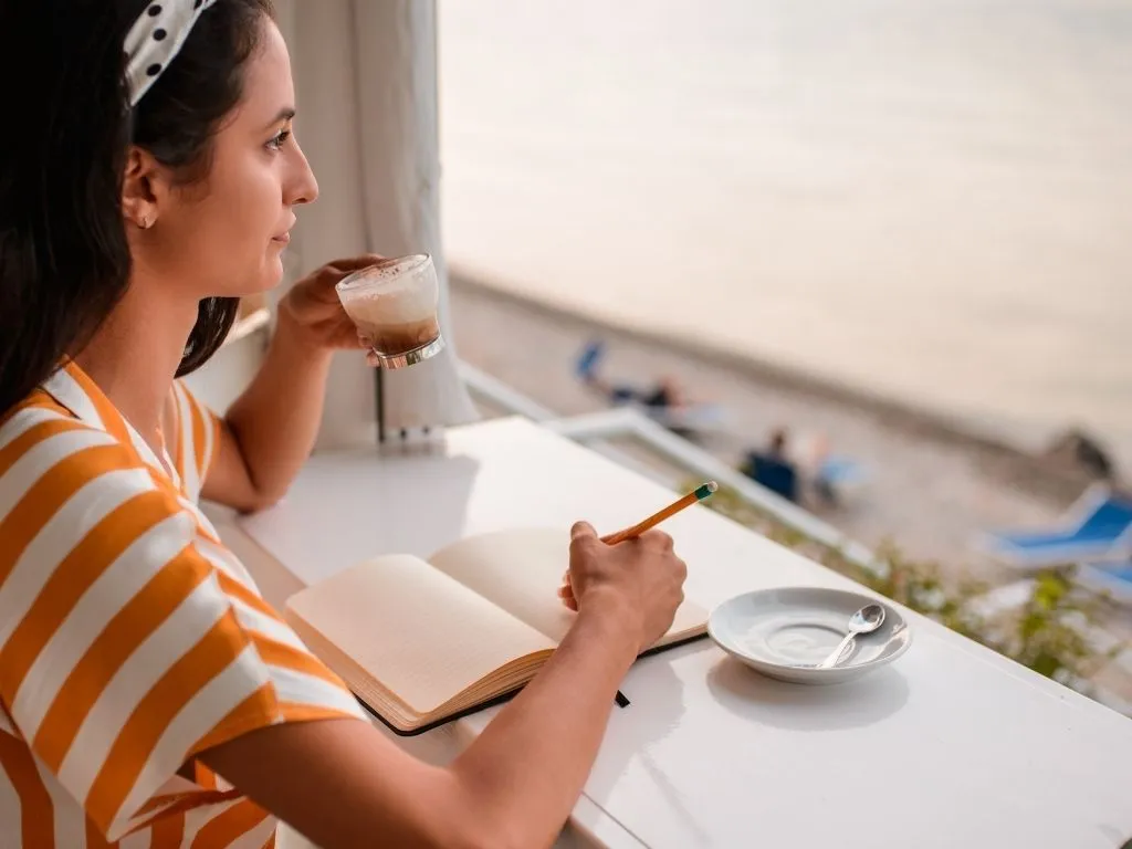 رسیدن به نظم ذهنی با ۳ راهکار ساده_روشنفکر 11 1740255141 518 رسیدن به نظم ذهنی با ۳ راهکار ساده روشنفکر.webp