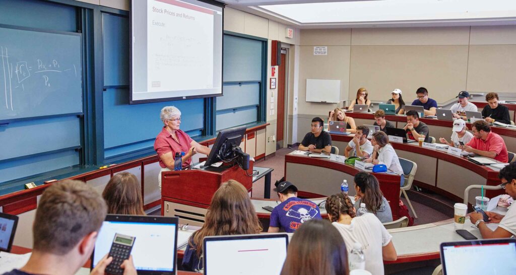 چطور مشاور مالی شویم: مشاور مالی شدن در ۷ گام_روشنفکر 14 1746184890 873 چطور مشاور مالی شویم مشاور مالی شدن در ۷ گام روشنفکر