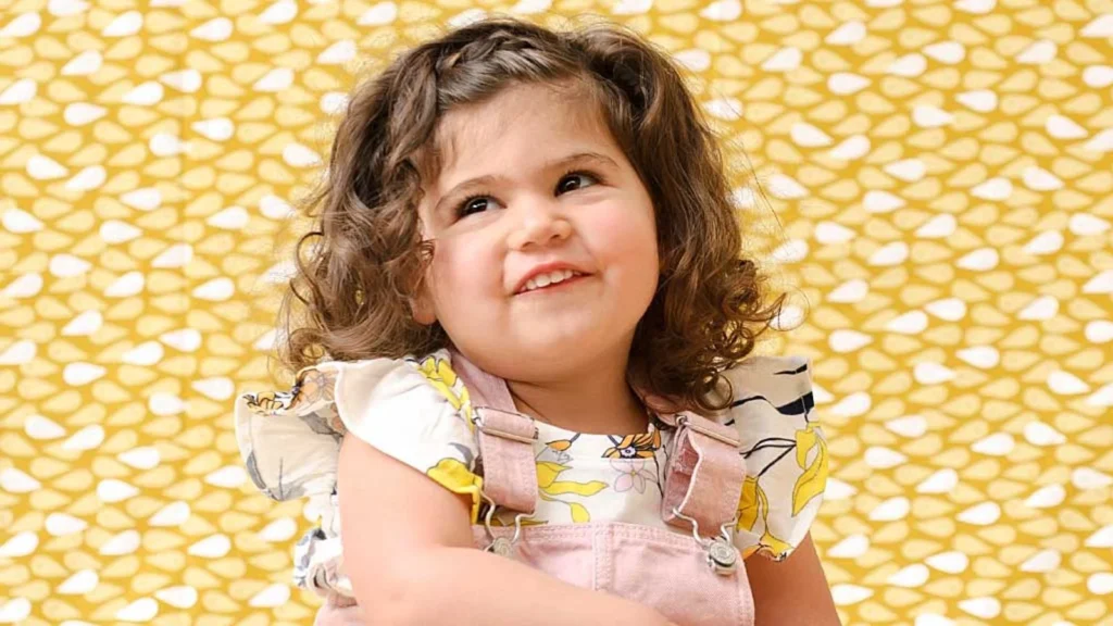 راهنمای پرورش کودک ۲ ساله؛ همه چیزهایی که باید بدانید!_روشنفکر 15 1755513814 571 راهنمای پرورش کودک ۲ ساله؛ همه چیزهایی که باید بدانید روشنفکر.webp