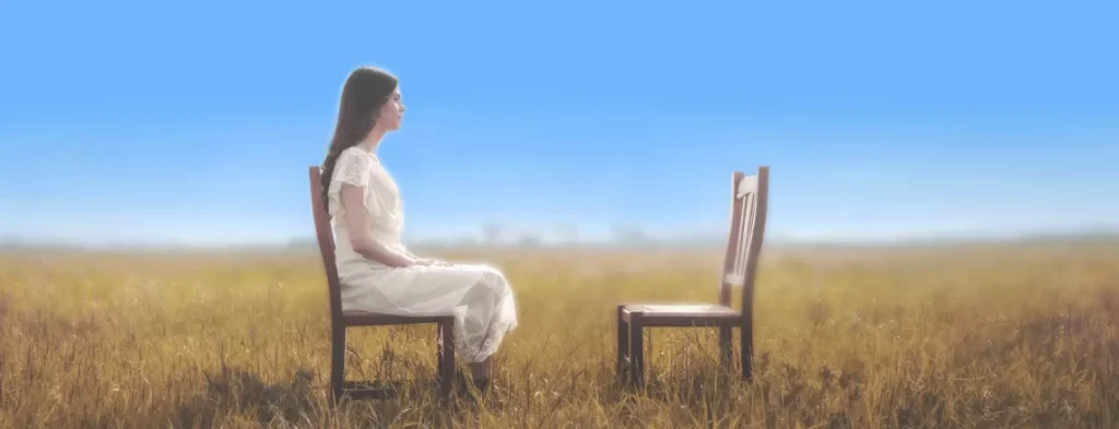 ناپدید شدن ناگهانی (گوستینگ) یا جواب رد داد: کدام بدتر است؟_روشنفکر 14 1757692653 296 ناپدید شدن ناگهانی گوستینگ یا جواب رد داد کدام بدتر.webp