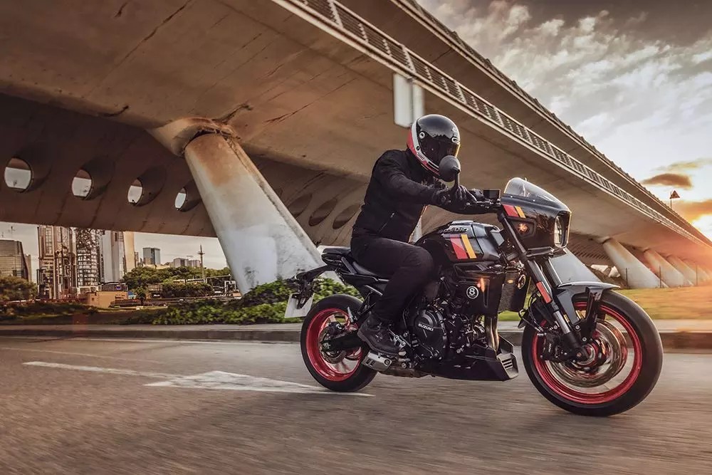 راهنمای انتخاب موتورسیکلت برای تجربه رانندگی در باران